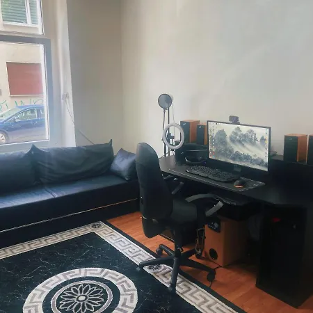 2 Ideal Fur Singles Und Partner !!! Apartment *